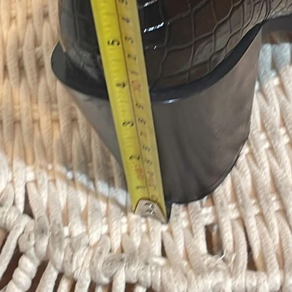 Truffle Collection mid heeled western boots in black croc size 40 EUR/ 9 US - Picture 10 of 12